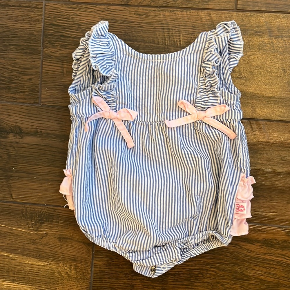 Ruffle Butts 3-6 month baby girl onesie.